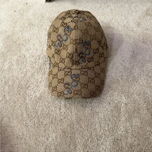 Gucci Tan Hat with Blue Snake